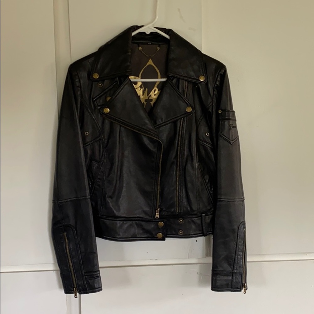 Guess genuine leather jacket - size L